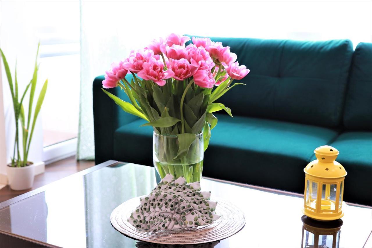 Stylish And Spacious By Cooee Apartments Varsavia Esterno foto
